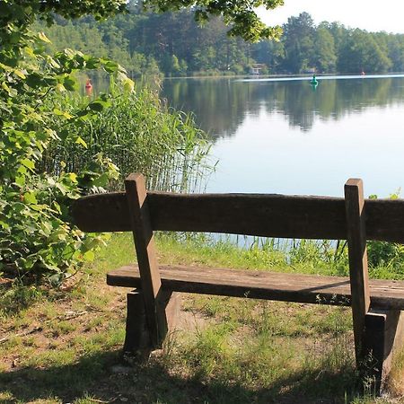 Ferienappartements Am See Schorfheide Bagian luar foto